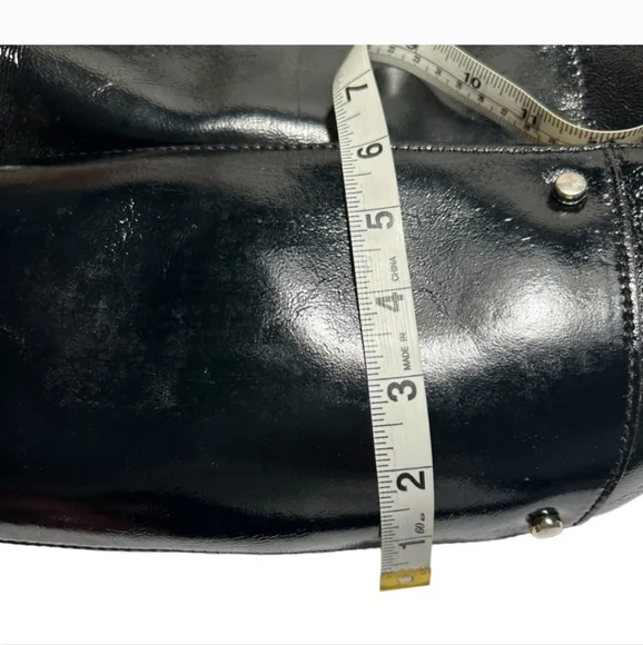 Used Kate Spade handbag - Picture 8 of 16